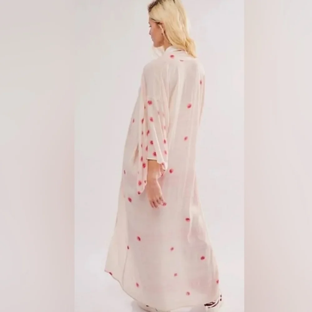 Free People Laurel Canyon white pink combo Kimono robe‎ one size brand new